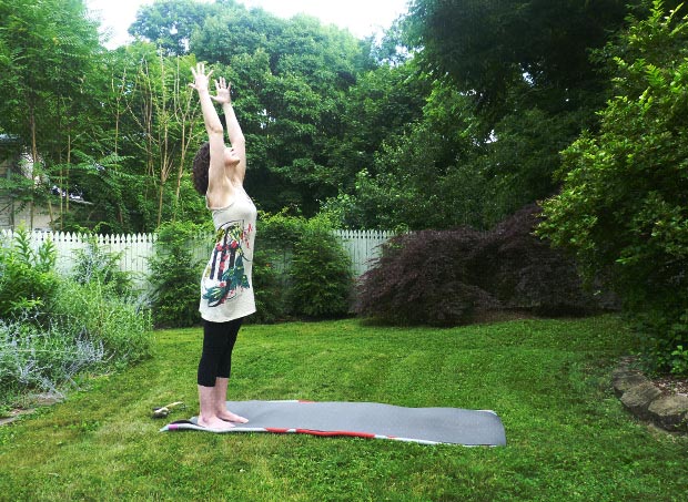 2-urdhva-hastasana