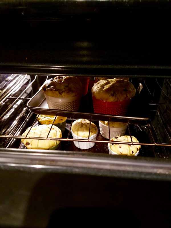 Vegan Panettone: Baking in oven