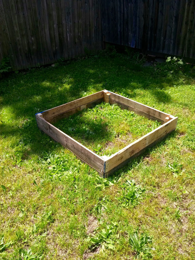 pallet box garden